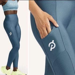 Peloton Show Up Pocket Legging Size M NWT